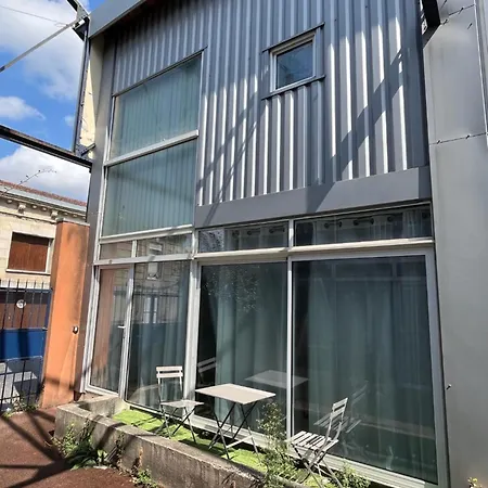 Duplex Bordeaux - Place De Parking Privee - Tram