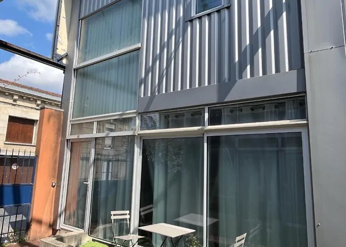 Duplex Bordeaux - Place De Parking Privee - Tram